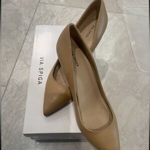 Via Spiga Women's Beige Leather Heels